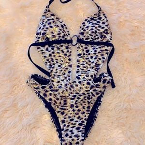 GUESS Swimsuit, excellent condition. Very cute and sexy.